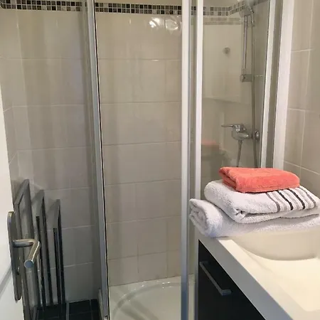 Vue Imprenable Sur Le Du Bourget Apartment
